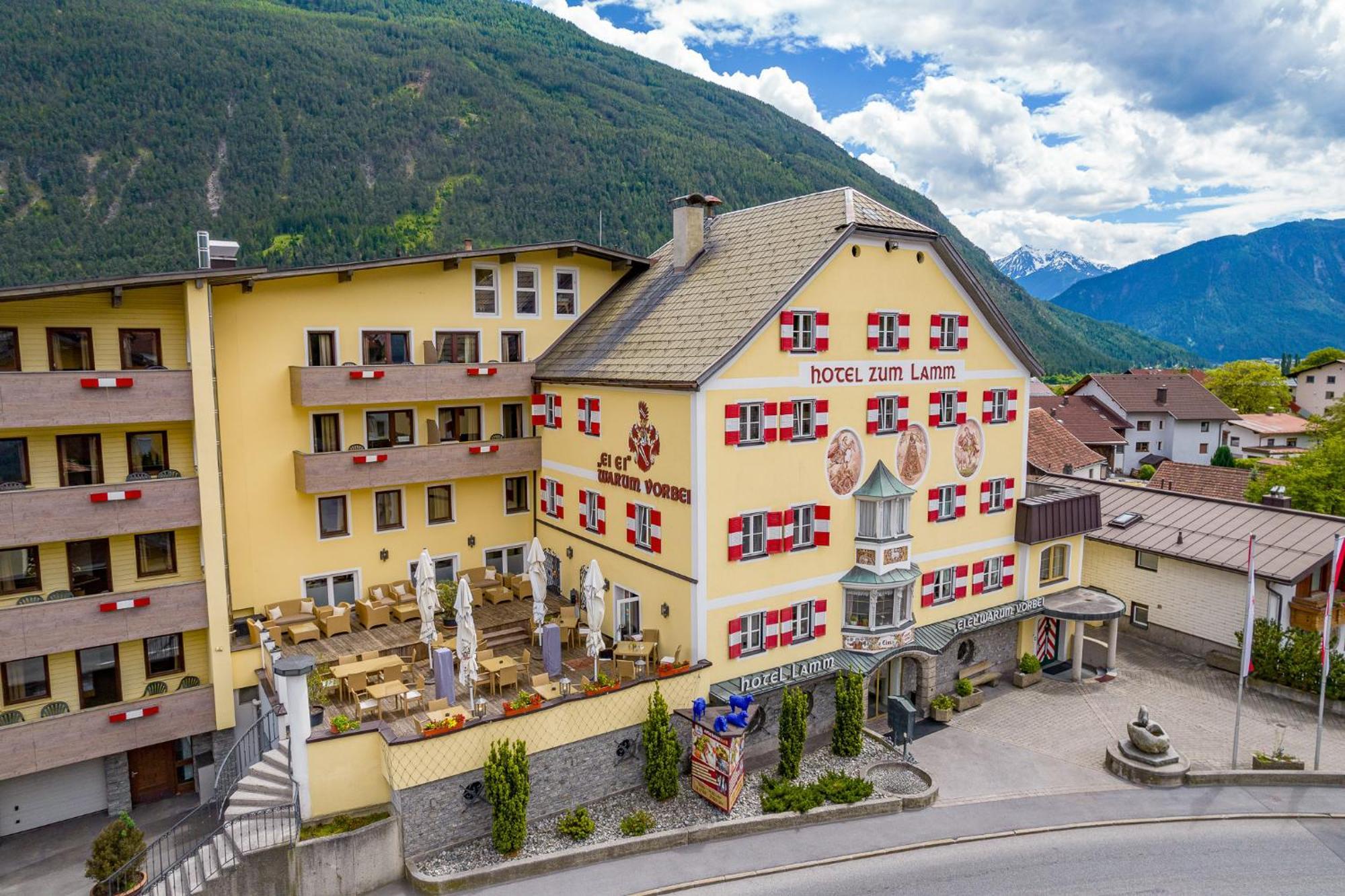Hotel Zum Lamm Tarrenz Dış mekan fotoğraf