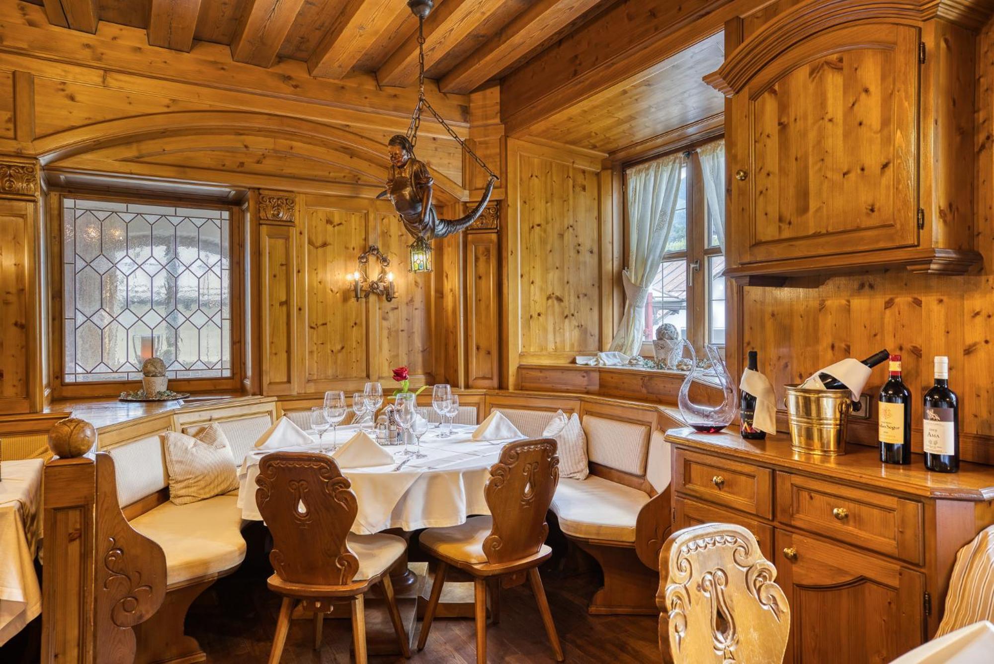 Hotel Zum Lamm Tarrenz Dış mekan fotoğraf