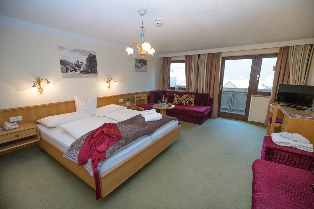 Hotel Zum Lamm Tarrenz Dış mekan fotoğraf