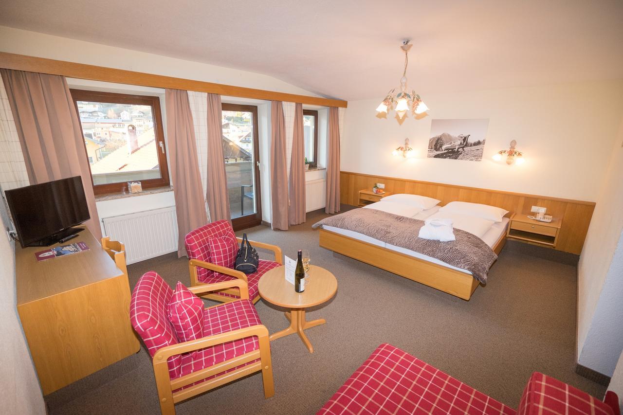 Hotel Zum Lamm Tarrenz Dış mekan fotoğraf